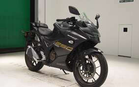 SUZUKI GIXXER 250 SF