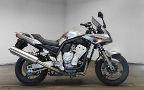 YAMAHA FZ FAZER FEATHER 2003 RN06