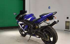 YAMAHA YZF-R1 2002 RN09