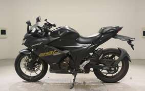 SUZUKI GIXXER 250 SF ED22B