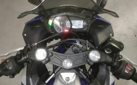 YAMAHA YZF-R25 RG10J