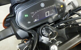 YAMAHA FZS25