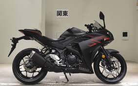 YAMAHA YZF-R25 A RG10J