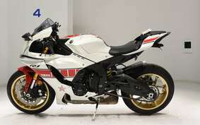 YAMAHA YZF-R1 2022 RN65J