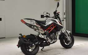 BENELLI TNT125