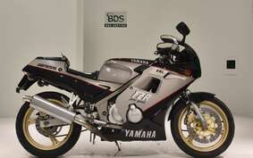 YAMAHA FZR250 2KR