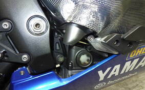 YAMAHA YZF-R1 2004