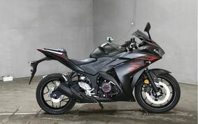 YAMAHA YZF-R25 RG10J