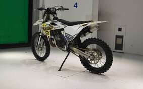 HUSQVARNA TC250