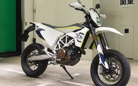 HUSQVARNA 701SM 2017 USV4