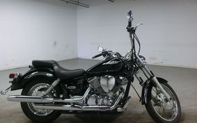 YAMAHA DRAGSTAR 250 VG02J