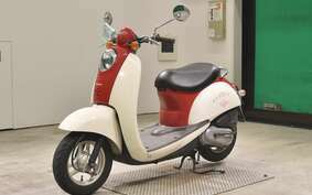 HONDA CREA SCOOPY I AF55