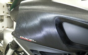 DUCATI DIAVEL STRADA 2013