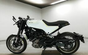 HUSQVARNA  ヴィットピレン401 2018 UVJ4