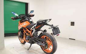 KTM 390 DUKE 2022