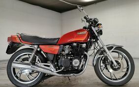 YAMAHA XJ550 4V8