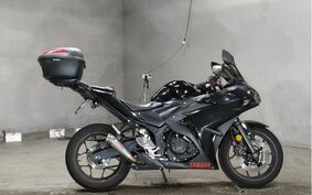 YAMAHA YZF-R25 RG10J