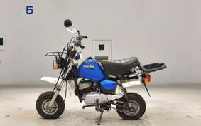 YAMAHA POCKE 4U1