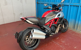 DUCATI DIAVEL Carbon 2011 G100A