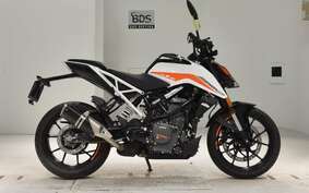 KTM 390 DUKE 2024