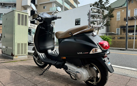 VESPA LXV125