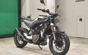 HUSQVARNA SVARTPILEN 125