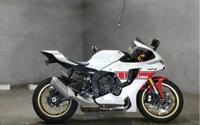 YAMAHA YZF-R1 2022 RN65J