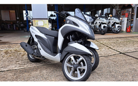 YAMAHA TRICITY 125 SE82J