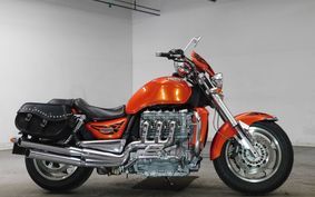 TRIUMPH ROCKET III 2005 LC1035