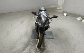 YAMAHA YZF-R125 RE06