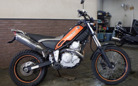 YAMAHA TRICKER DG10J