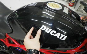 DUCATI MONSTER 400 IE 2007