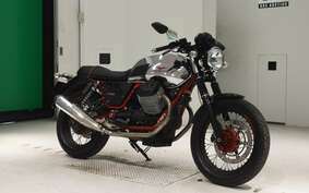 MOTO GUZZI V7 RACER 2015