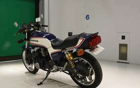 HONDA CB750F С 1983 RC04