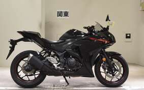 YAMAHA YZF-R25 RG10J