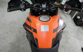 KTM 1290 SUPER ADVENTURE S 2022 V7940