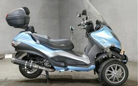 PIAGGIO MP3 250 RL M472