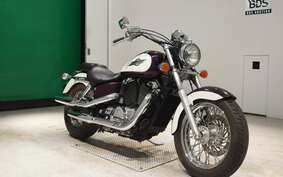 HONDA SHADOW 1100 1996 SC32