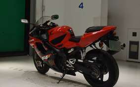 HONDA CBR600F GEN 3 2002 PC35