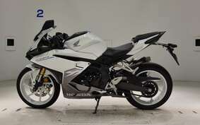 HONDA CBR250RR A MC51