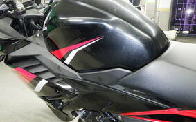 HONDA CBR150R