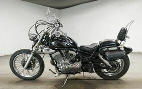 YAMAHA VIRAGO 250 3DM