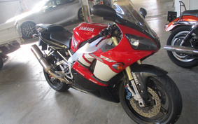 YAMAHA YZF-R1 2001 RN04