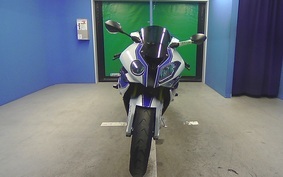 BMW HP4 2014 0D01