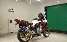 HONDA CB400 SUPER BOLDOR VTEC 2010 NC42