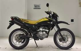 SUZUKI DR125SM