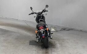 TRIUMPH BONNEVILLE T100 2015 SMTTJ915