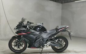 YAMAHA YZF-R25 RG10J