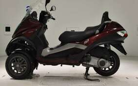 PIAGGIO MP3 250