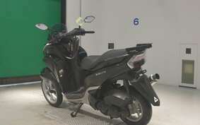 YAMAHA TRICITY 125 SE82J